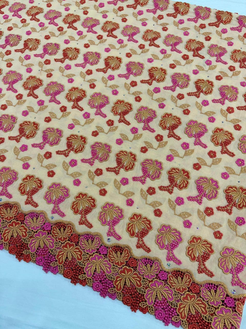 Appliqué Lace 3